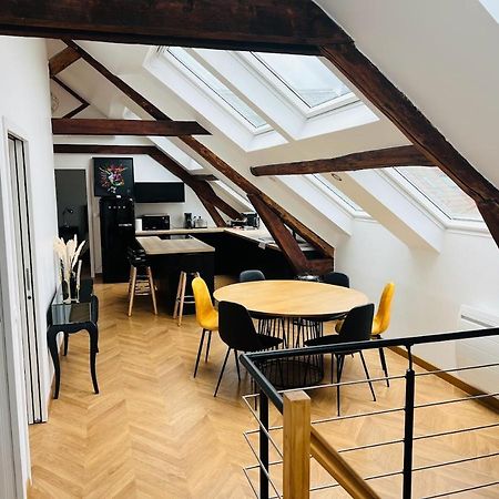Ferienwohnung Elegant T4 Centre Reims/Parking Prive Exterior foto