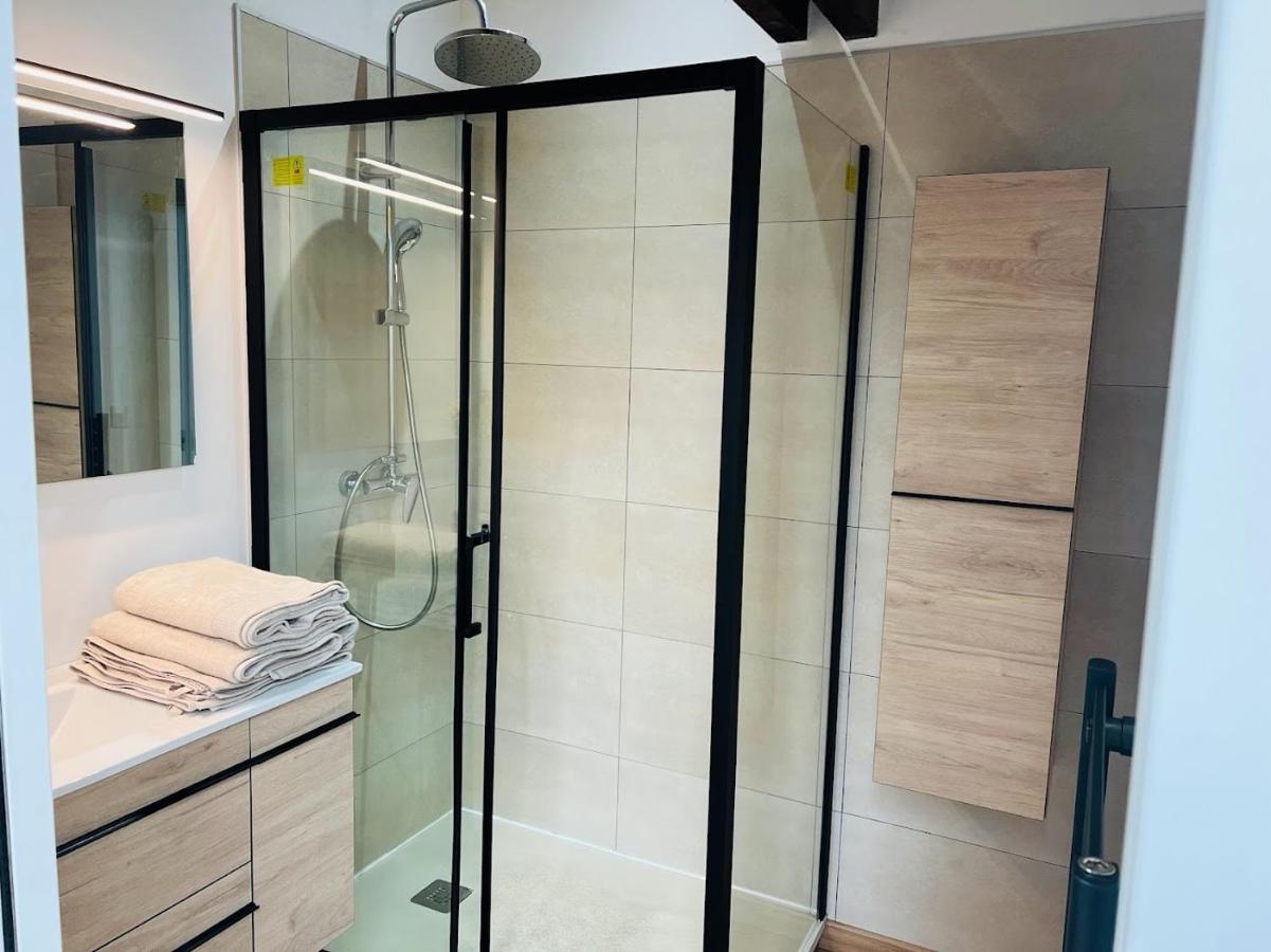 Ferienwohnung Elegant T4 Centre Reims/Parking Prive Exterior foto